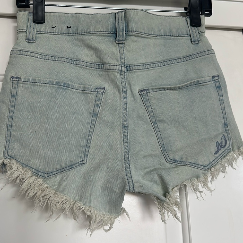 Express Jean shorts - Picture 2 of 5